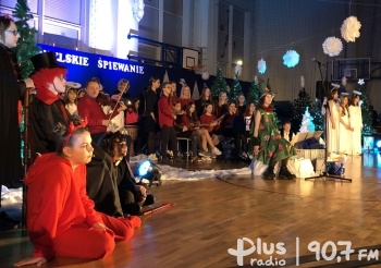 Wspólne kolędowanie w PSP nr 33 w Radomiu
