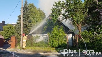 Palił się dom przy ul. Kościelnej w Radomiu (aktualizacja)