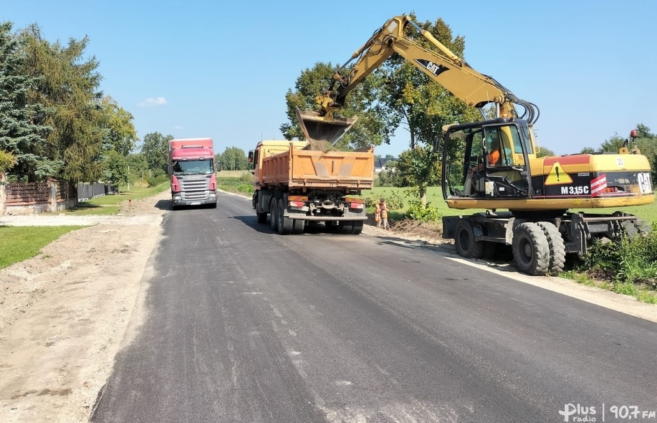 Trwają prace na drodze Radonia - Małe Końskie