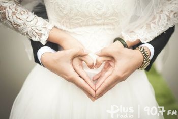 Spadła ilość zawieranych małżeństw i rozwodów w Polsce