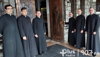 Radomscy diakoni opuszczają seminarium, by zamieszkać na plebaniach