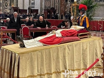 Delegacja diecezji radomskiej na pogrzebie Benedykta XVI