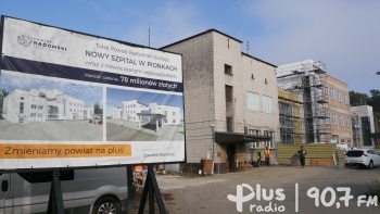 Nowy szpital w Pionkach gotowy w 75 procentach
