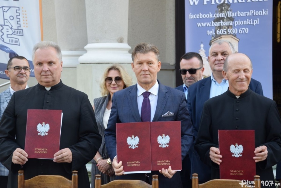 Zabytkowe świątynie w Pionkach oraz Iłży odzyskają dawny blask