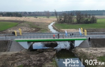 Nowy odcinek drogi powiatowej w Słowikowie wraz z mostem na Wiązownicy już gotowy