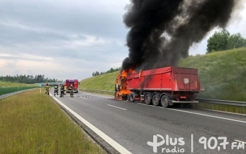 Paliła się ciężarówka na S7