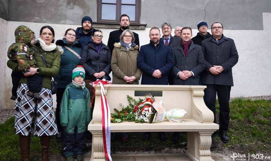 Ławeczka Włodzimierza Koperkiewicza