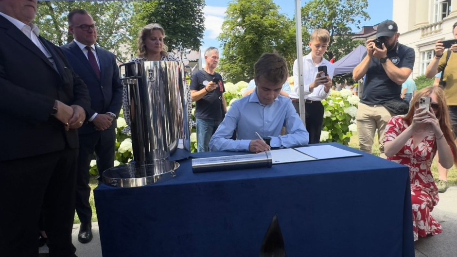 Kapsuła Czasu wmurowana w centrum Radomia!