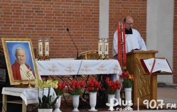 Parafia św. Jana Pawła II zaprasza na Mszę św. w setną rocznicę urodzin Papieża Polaka