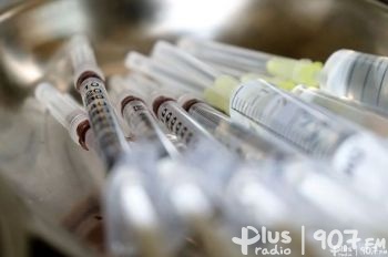 Rozpoczęły się szczepienia w domach pomocy społecznej