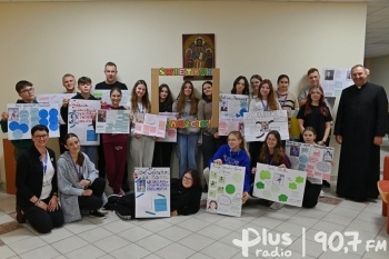 Młodzież z Fundacji Dzieło Nowego Tysiąclecia na dniach skupienia w Radomiu