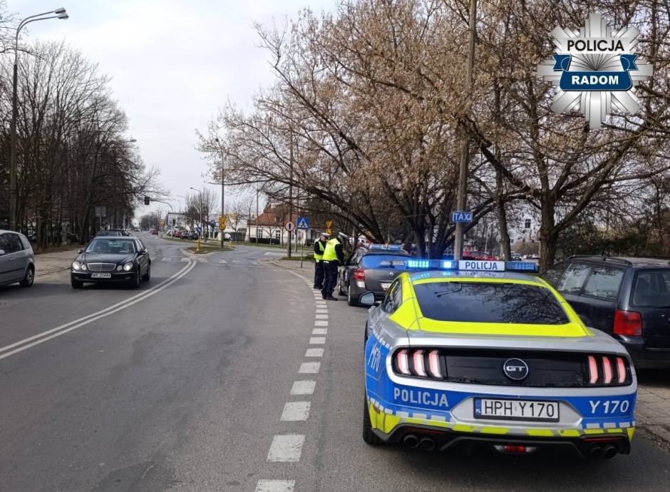 Przewozy &bdquo;na aplikację&rdquo; pod kontrolą Policji