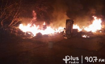 Pożar dzikiego wysypiska w Skarżysku